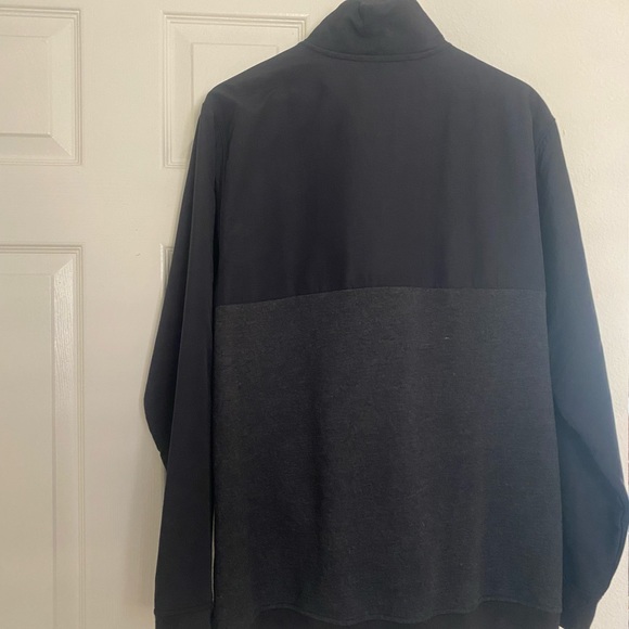 RVCA Quarter Zip - Picture 3 of 3